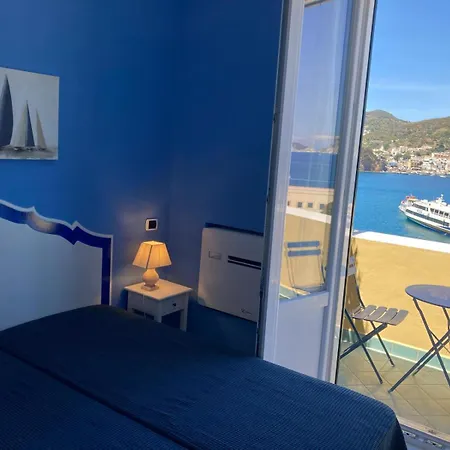 Al Mari Suites-3